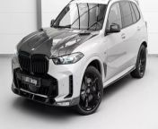 The tuner offers its parts in exposed carbon fiber or painted to match the rest of the SUV.&#60;br/&#62;&#60;br/&#62;Larte Design has released a new body kit for the 2024 BMW&#60;br/&#62;&#60;br/&#62;The upgrade package, known as the Larte Performance kit, consists of 10 major parts that give the SUV&#39;s exterior a more aggressive and premium feel. The front end features new additions to the large kidney grille, a sharp splitter and a bold new bonnet that would look right at home on the X5 M.&#60;br/&#62;&#60;br/&#62;Larte notes that the hood is designed with a &#92;