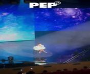 Pops Fernandez gets emotional as she sings two of her earliest hits, “Little Star” and “Dito,” on the first night of her #AlwaysLoved concert. &#60;br/&#62;&#60;br/&#62;#popsfernandez #littlestar #dito &#60;br/&#62;&#60;br/&#62;Video: Erwin Santiago&#60;br/&#62;Edit: Rommel Llanes&#60;br/&#62;&#60;br/&#62;Subscribe to our YouTube channel! https://www.youtube.com/@pep_tv&#60;br/&#62;&#60;br/&#62;Know the latest in showbiz at http://www.pep.ph&#60;br/&#62;&#60;br/&#62;Follow us! &#60;br/&#62;Instagram: https://www.instagram.com/pepalerts/ &#60;br/&#62;Facebook: https://www.facebook.com/PEPalerts &#60;br/&#62;Twitter: https://twitter.com/pepalerts&#60;br/&#62;&#60;br/&#62;Visit our DailyMotion channel! https://www.dailymotion.com/PEPalerts&#60;br/&#62;&#60;br/&#62;Join us on Viber: https://bit.ly/PEPonViber&#60;br/&#62;&#60;br/&#62;Watch us on Kumu: pep.ph