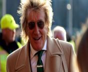 Rod Stewart calls for Tories to &#39;step down&#39; and give Labour &#39;a go&#39; in resurfaced clipSource: Sky News
