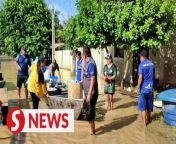 Residents were evacuated in boats on Tuesday (Feb 27) from the flooded city of Cobija, north-western Bolivian, after the Acre River burst its banks. &#60;br/&#62;&#60;br/&#62;WATCH MORE: https://thestartv.com/c/news&#60;br/&#62;SUBSCRIBE: https://cutt.ly/TheStar&#60;br/&#62;LIKE: https://fb.com/TheStarOnline