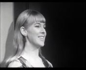 Janice Slater sings &#92;