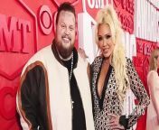 Jelly Roll&#39;s Wife Says He QUIT Social Media After Being Bullied About His F king Weight E! News