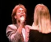 Cliff Richard &amp; Olivia Newton-John sing &#92;