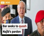 The Malaysian Bar wants a permanent injunction restraining Najib Razak or his agents from applying for pardon until all criminal charges against him have been exhausted.&#60;br/&#62;&#60;br/&#62;Read More: https://www.freemalaysiatoday.com/category/nation/2024/04/30/bar-seeks-judicial-review-to-quash-najibs-pardon-in-src-case/ &#60;br/&#62;&#60;br/&#62;Laporan Lanjut: https://www.freemalaysiatoday.com/category/bahasa/tempatan/2024/04/30/badan-peguam-fail-semakan-kehakiman-batal-pengampunan-najib-dalam-kes-src/&#60;br/&#62;&#60;br/&#62;Free Malaysia Today is an independent, bi-lingual news portal with a focus on Malaysian current affairs.&#60;br/&#62;&#60;br/&#62;Subscribe to our channel - http://bit.ly/2Qo08ry&#60;br/&#62;------------------------------------------------------------------------------------------------------------------------------------------------------&#60;br/&#62;Check us out at https://www.freemalaysiatoday.com&#60;br/&#62;Follow FMT on Facebook: https://bit.ly/49JJoo5&#60;br/&#62;Follow FMT on Dailymotion: https://bit.ly/2WGITHM&#60;br/&#62;Follow FMT on X: https://bit.ly/48zARSW &#60;br/&#62;Follow FMT on Instagram: https://bit.ly/48Cq76h&#60;br/&#62;Follow FMT on TikTok : https://bit.ly/3uKuQFp&#60;br/&#62;Follow FMT Berita on TikTok: https://bit.ly/48vpnQG &#60;br/&#62;Follow FMT Telegram - https://bit.ly/42VyzMX&#60;br/&#62;Follow FMT LinkedIn - https://bit.ly/42YytEb&#60;br/&#62;Follow FMT Lifestyle on Instagram: https://bit.ly/42WrsUj&#60;br/&#62;Follow FMT on WhatsApp: https://bit.ly/49GMbxW &#60;br/&#62;------------------------------------------------------------------------------------------------------------------------------------------------------&#60;br/&#62;Download FMT News App:&#60;br/&#62;Google Play – http://bit.ly/2YSuV46&#60;br/&#62;App Store – https://apple.co/2HNH7gZ&#60;br/&#62;Huawei AppGallery - https://bit.ly/2D2OpNP&#60;br/&#62;&#60;br/&#62;#FMTNews #MalaysianBar #NajibRazak #FTPB