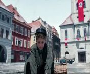 A young German boy in the Hitler Youth whose hero and imaginary friend is the country&#39;s dictator is shocked to discover that his mother is hiding a Jewish girl in their home.