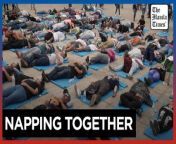 Mexicans nap together on World Sleep Day&#60;br/&#62; &#60;br/&#62;Around 200 Mexicans take a siesta together in the center of Mexico City to celebrate World Sleep Day. Event organizer Guadalupe Teran said that one of the aims is to encourage companies to allow more time for rest. &#60;br/&#62;&#60;br/&#62;Video by AFP &#60;br/&#62;&#60;br/&#62;Subscribe to The Manila Times Channel - https://tmt.ph/YTSubscribe &#60;br/&#62;Visit our website at https://www.manilatimes.net &#60;br/&#62; &#60;br/&#62;Follow us: &#60;br/&#62;Facebook - https://tmt.ph/facebook &#60;br/&#62;Instagram - https://tmt.ph/instagram &#60;br/&#62;Twitter - https://tmt.ph/twitter &#60;br/&#62;DailyMotion - https://tmt.ph/dailymotion &#60;br/&#62; &#60;br/&#62;Subscribe to our Digital Edition - https://tmt.ph/digital &#60;br/&#62; &#60;br/&#62;Check out our Podcasts: &#60;br/&#62;Spotify - https://tmt.ph/spotify &#60;br/&#62;Apple Podcasts - https://tmt.ph/applepodcasts &#60;br/&#62;Amazon Music - https://tmt.ph/amazonmusic &#60;br/&#62;Deezer: https://tmt.ph/deezer &#60;br/&#62;Tune In: https://tmt.ph/tunein&#60;br/&#62; &#60;br/&#62;#TheManilaTimes &#60;br/&#62;#worldnews &#60;br/&#62;#worldsleepday &#60;br/&#62;#mexico