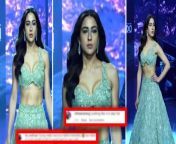 Sara Ali Khan dazzled on Ramp in Indian Attire but gets Trolled, fans say- Why so Dead? Watch Video to know more &#60;br/&#62; &#60;br/&#62;#SaraAliKhan #SaraAliKhanRamp #SaraAliKhanTrolled &#60;br/&#62;~PR.132~