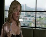 Gillian Anderson (Fall) Hot Scene from pakia x