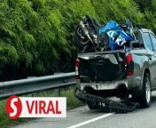 A 35-year-old woman has been remanded for two days over a fatal road accident at KM98.6 of the East Coast Expressway 1 (LPT1) on April 26.&#60;br/&#62;&#60;br/&#62;Read more at https://tinyurl.com/5b5f25pw &#60;br/&#62;&#60;br/&#62;WATCH MORE: https://thestartv.com/c/news&#60;br/&#62;SUBSCRIBE: https://cutt.ly/TheStar&#60;br/&#62;LIKE: https://fb.com/TheStarOnline